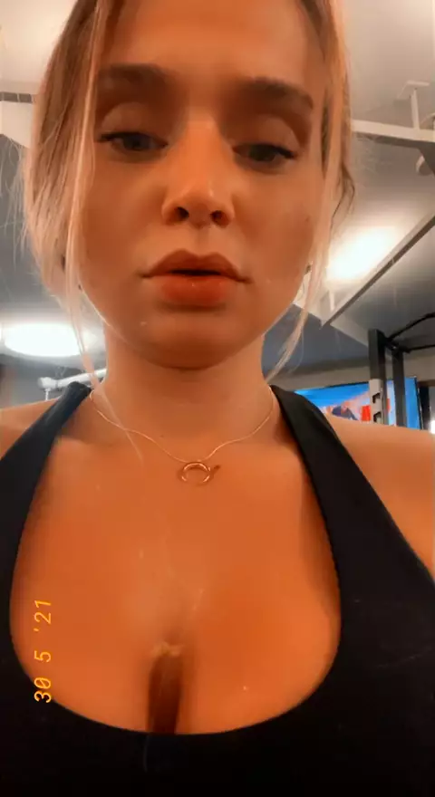 Zoie Burgher OnlyFans Video Sızıntısı